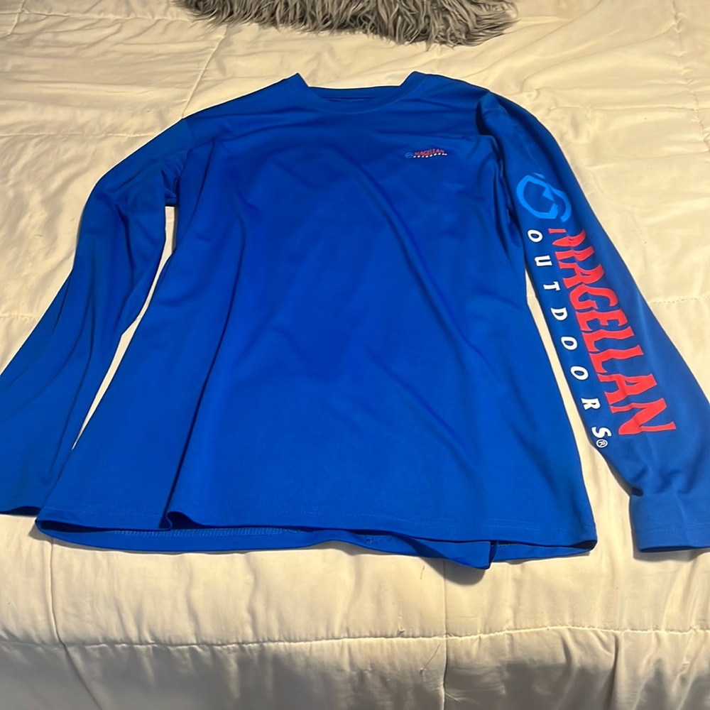 Magellan long sleve (men’s size small)